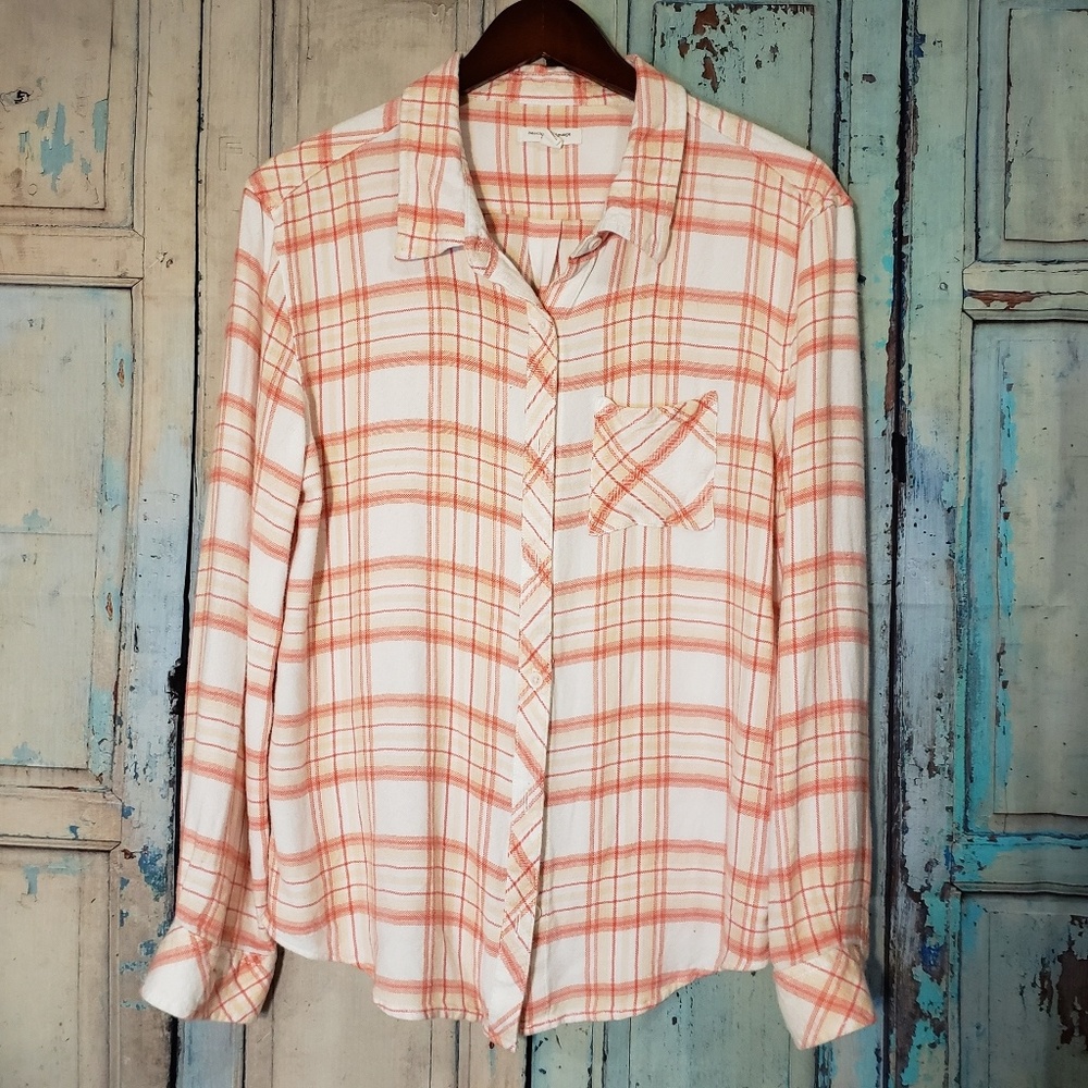 Beachlunchlounge button down lightweight soft